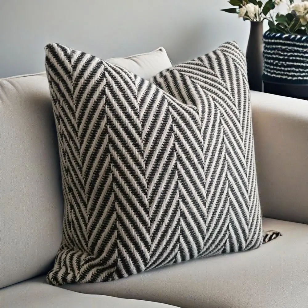 Chenille Herringbone Throw Pillow Covers, Boho Geometric Woven Textured Cushion Covers, Farmhouse Decor Pillowcase for Couch Sofa Bed Living Room Home Decor, Pillow Inserts Are Not Included