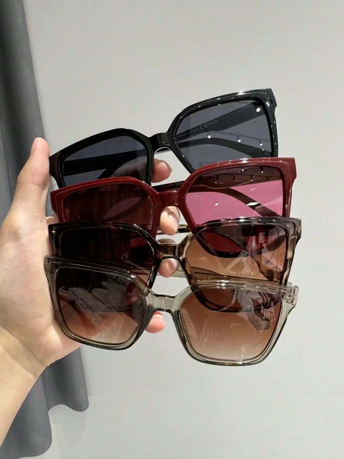 4 Pairs Retro Square Large Frame Casual Fashion Glasses for Women, Ideal for Travel, Leisure, Parties, Beach, Daily Wear