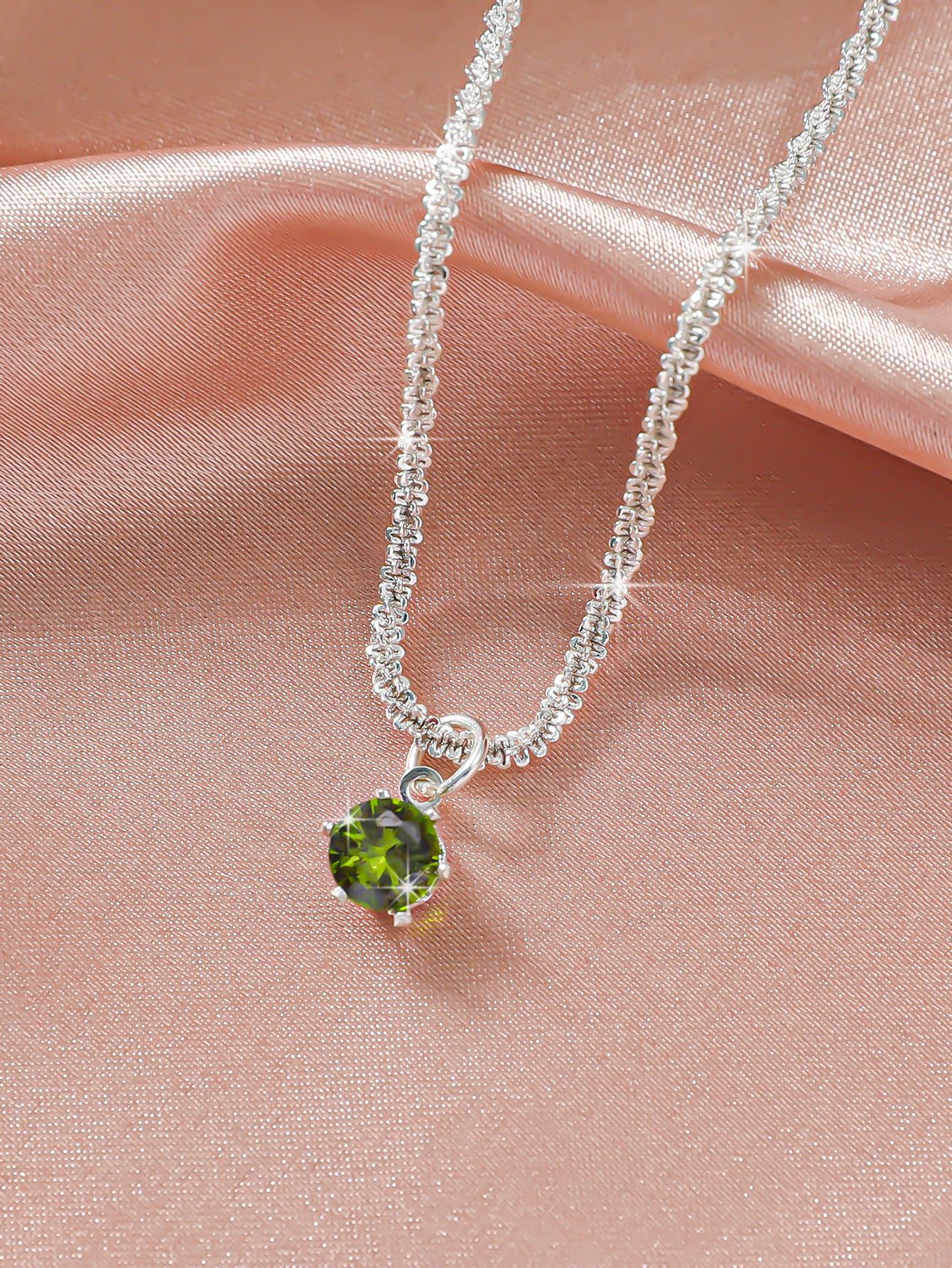 Minimalist Diamond Necklace, High-End Luxury Sparkling Collarbone Chain, Elegant Women's Jewelry, Simple Cold Style Pendant