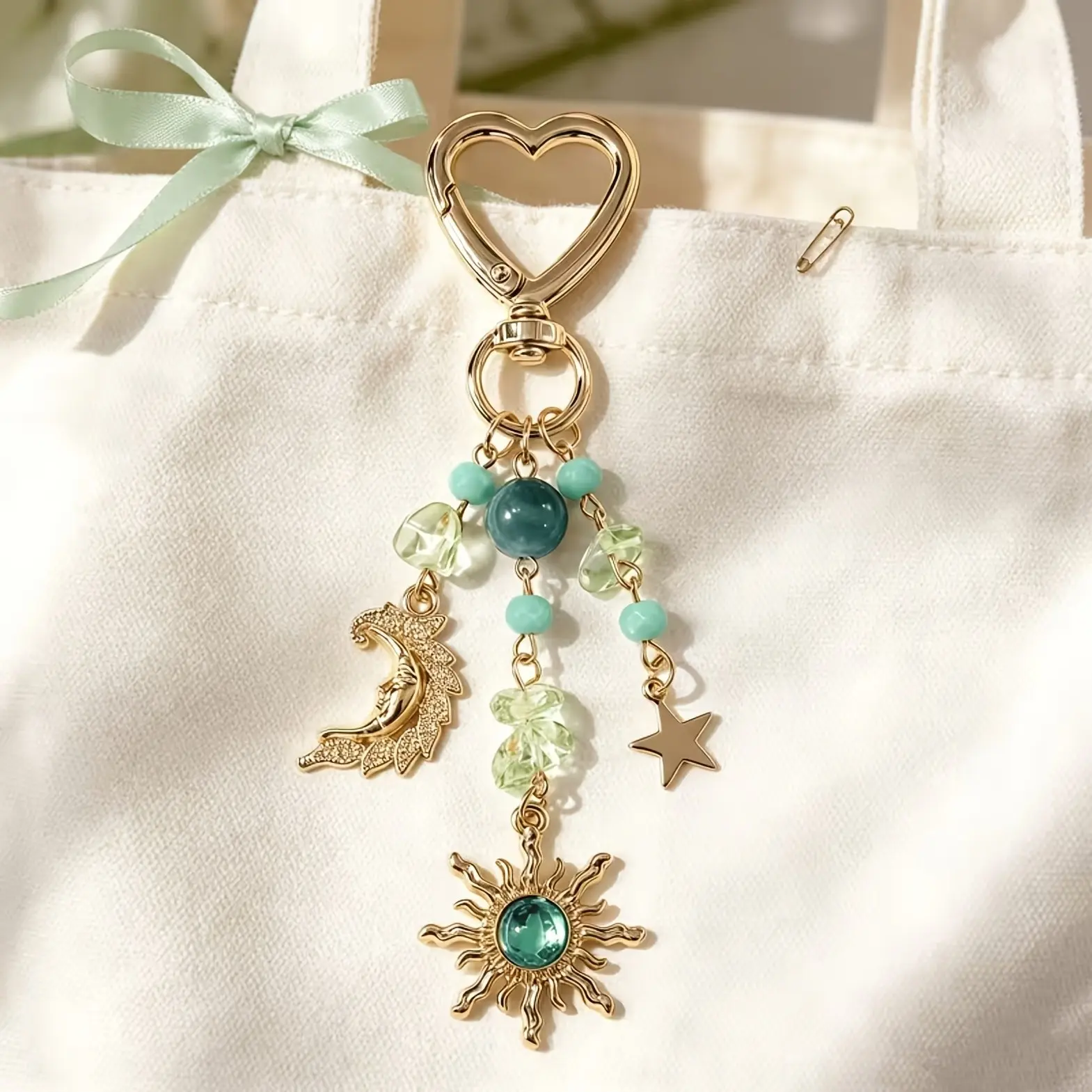 2pcs/pack Boho Style Sun Moon Heart Keychain, Unique Accessory for Daily Use, Perfect Gift Idea, Stylish and Functional Design