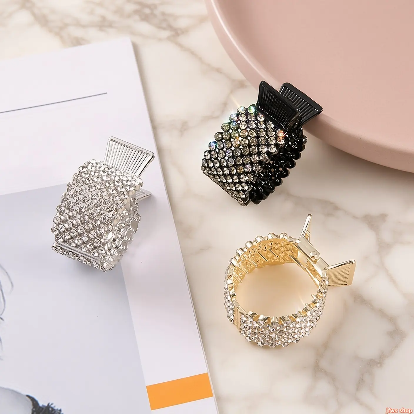 Elegant Rhinestone Round Hair Clip, Alloy Metal Ponytail Claw for Women – French Coquette Hair Accessory, Strong Hold for Thick & Thin Hair, Cute Aesthetic Hair Jewelry