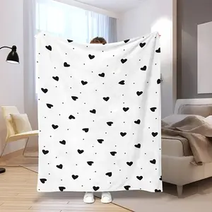 1Pc Contemporary Style Black Heart & Dot Flannel Fleece Blanket, Soft And Comfortable, All-Season, Machine Washable, Multi-Purpose For Sofa, Office, Camping, Travel, Home Decor, Perfect Gift, Polyester, Digital Print, Knitted, 200-250G Square