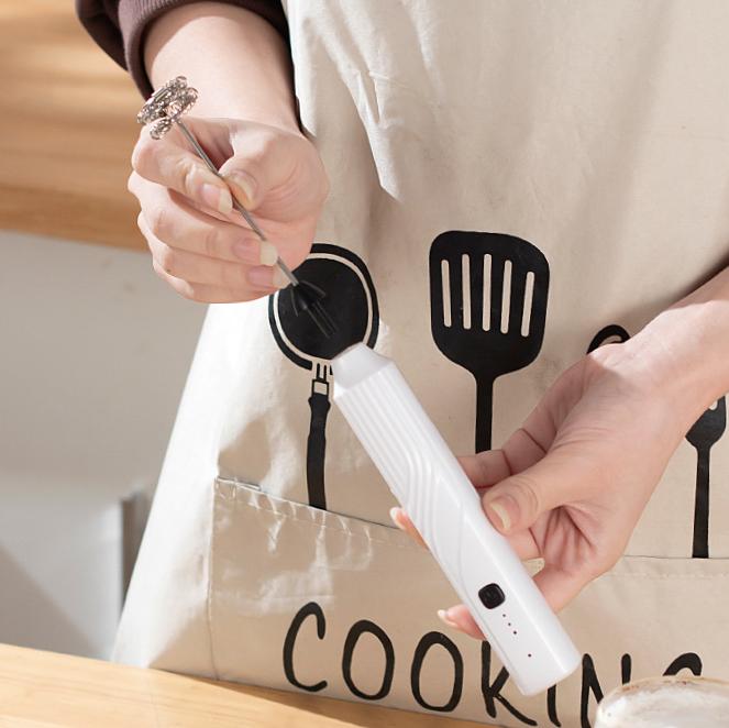 Girly Kitchenware, Cute Electric Milk Frother, Perfect for Latte, Matcha, Coffee & Cozy Home Coffee Moments