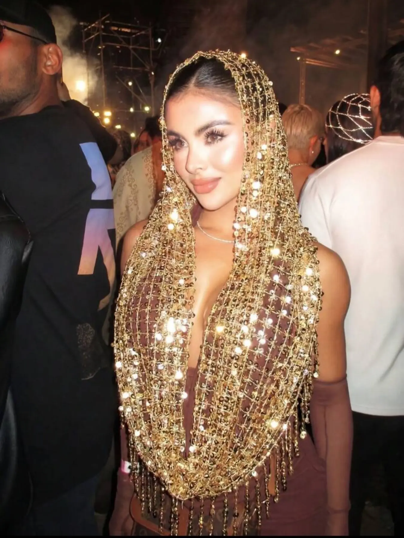 Women's Shiny Sequin Embroidered Headpiece, Breathable and Radiant, Versatile Fashion Headscarf, Sun Protection Headcap for All Seasons