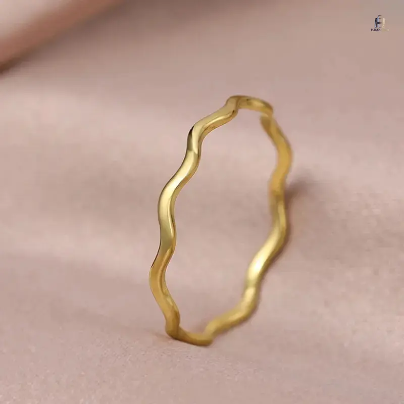 Women Electroplated Minimalist Plain Band Ring Viral Sleek Simple Dainty Stackable Finger Jewelry Elegant Daily Casual Dating Gift for Ladies, Rose Gold, Gold