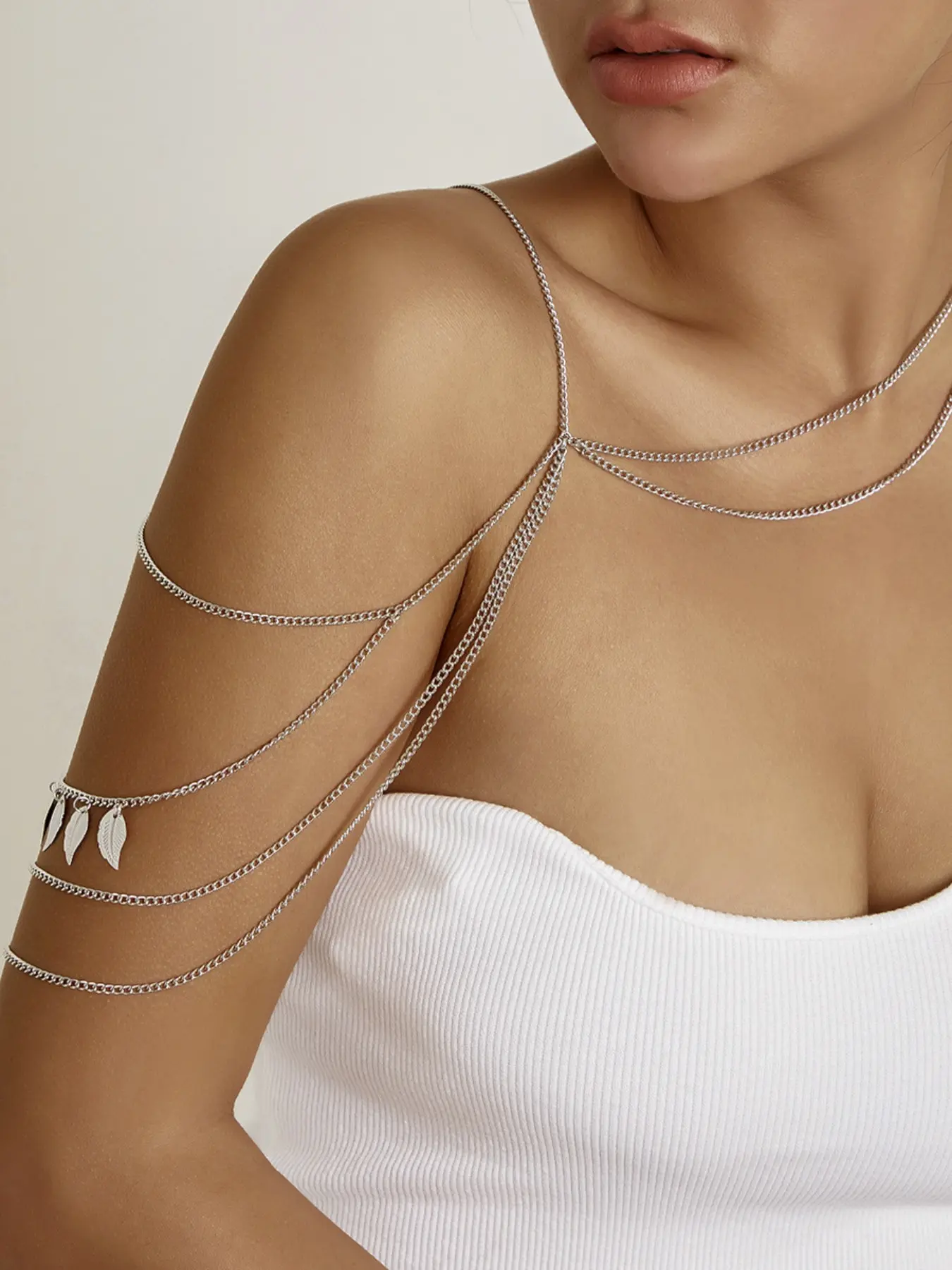Boho Leaf Shoulder Chain, Sensual Off-Shoulder Top with Body Chain, Stage Party Decorative Jewelry, Fashion Accessory for Events, Wearable Jewelry