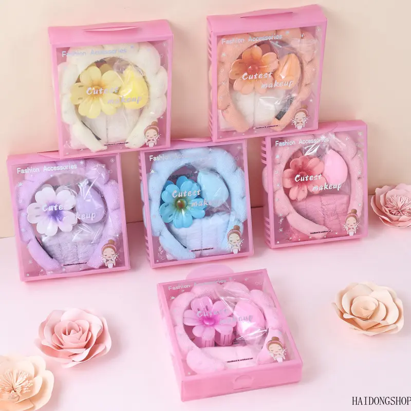 Spa Skincare Viral Cloud Plush Headband Set For Women, Wholesale Kit With Absorbent Makeup Wrist Bands Floral Hair Claw Clip, Soft Girl Multi-Use Beauty Accessory For Home Travel Daily Skincare Styling