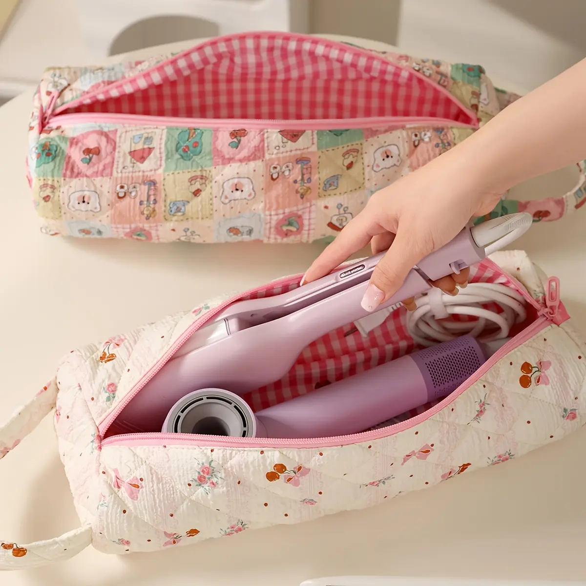 Portable teen hair appliance storage bag with 3D bow and cherry print, zipper dust cover. Stores dryers, curlers and flat irons, durable multi-use pouch for boarding students, nurses, travel and hair salon daily use.