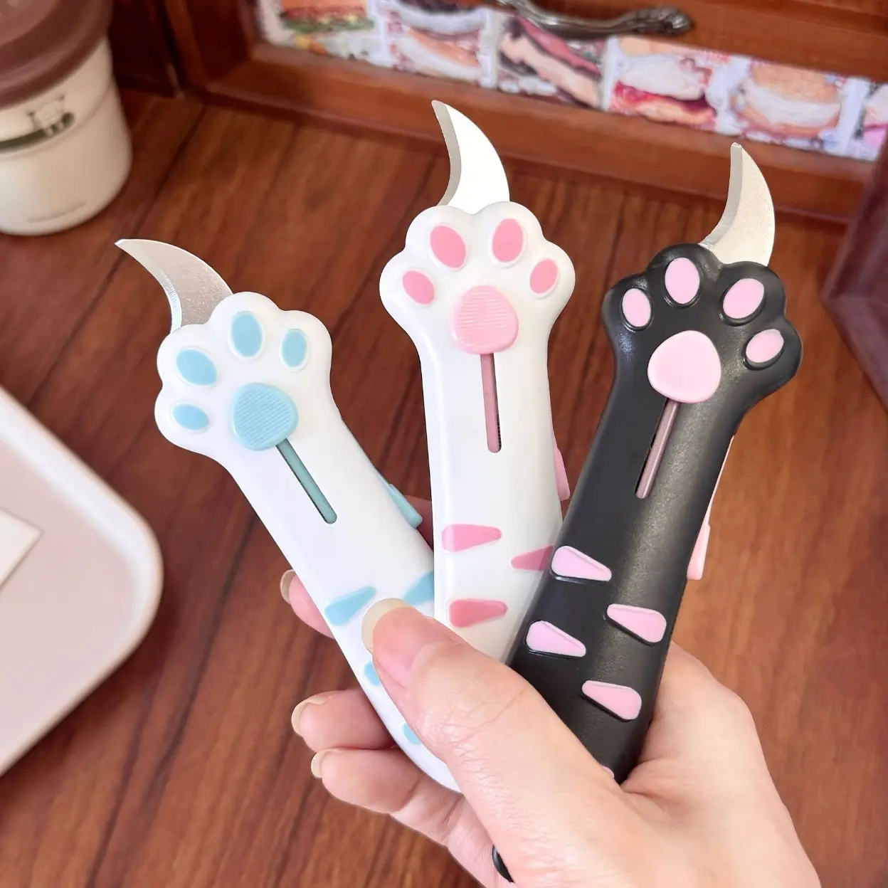 Cute Cat Paw Letter Opener, Portable Mini Unboxing Tool, Stylish Cat Design Multi-Purpose Parcel Box Cutter For Home, Office And Dorm Daily Use