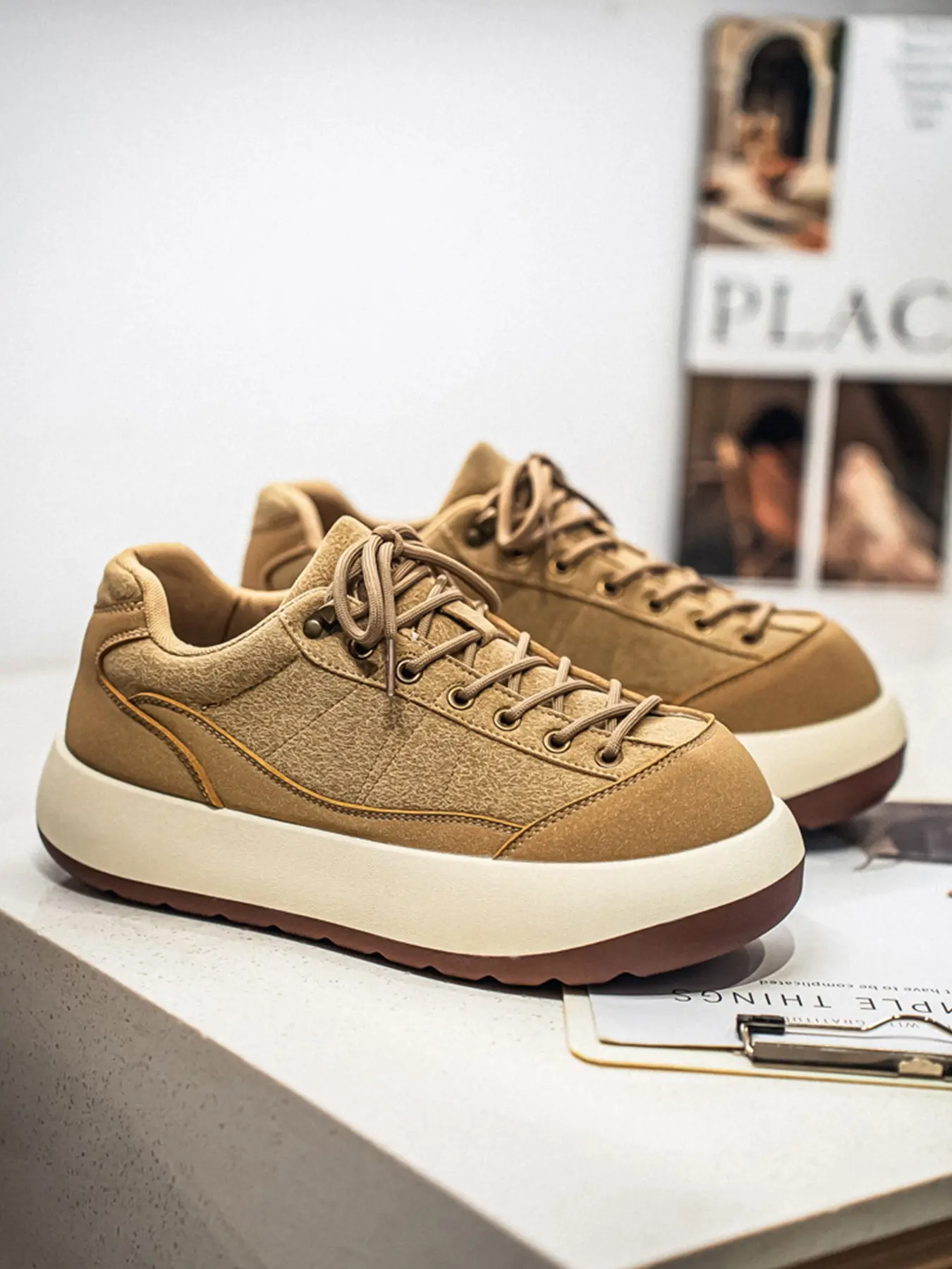 Men's Vintage Bread Shoes, Thick Sole, Retro Style, Breathable, Durable, Adjustable, Comfortable, All-Season, Trendy Casual Sneakers