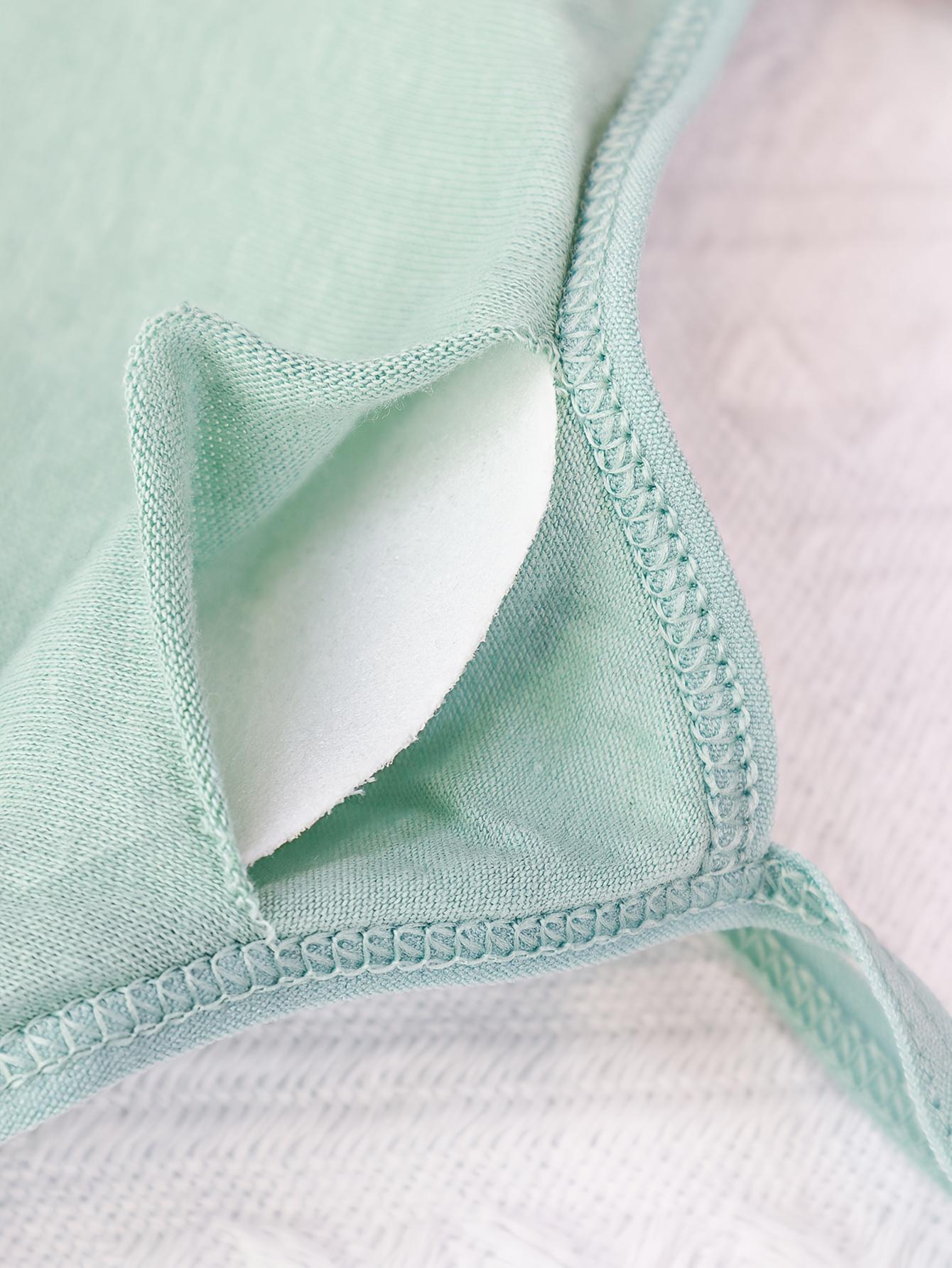 4 Sets in a Pack of Cotton Girls' Bra and Panty Set Suitable for 7-12 Years Old