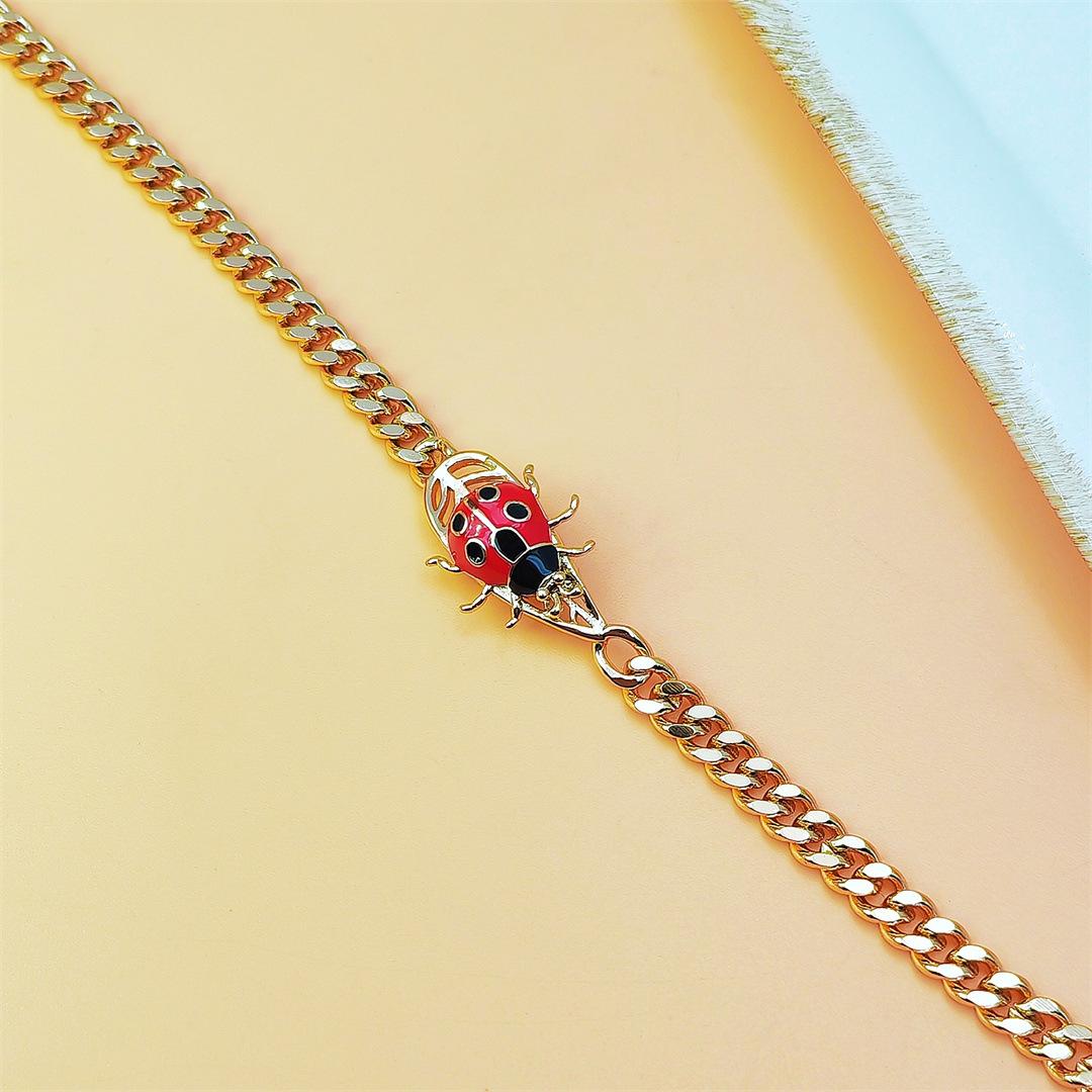 Cartoon Ladybug Charm Bracelet for Kids & Teens, Fun Quirky Design for Boys & Girls, Trendy Cool Aesthetic Jewelry, Lightweight & Cute for Daily Wear, Birthday Gifts & Party Favors
