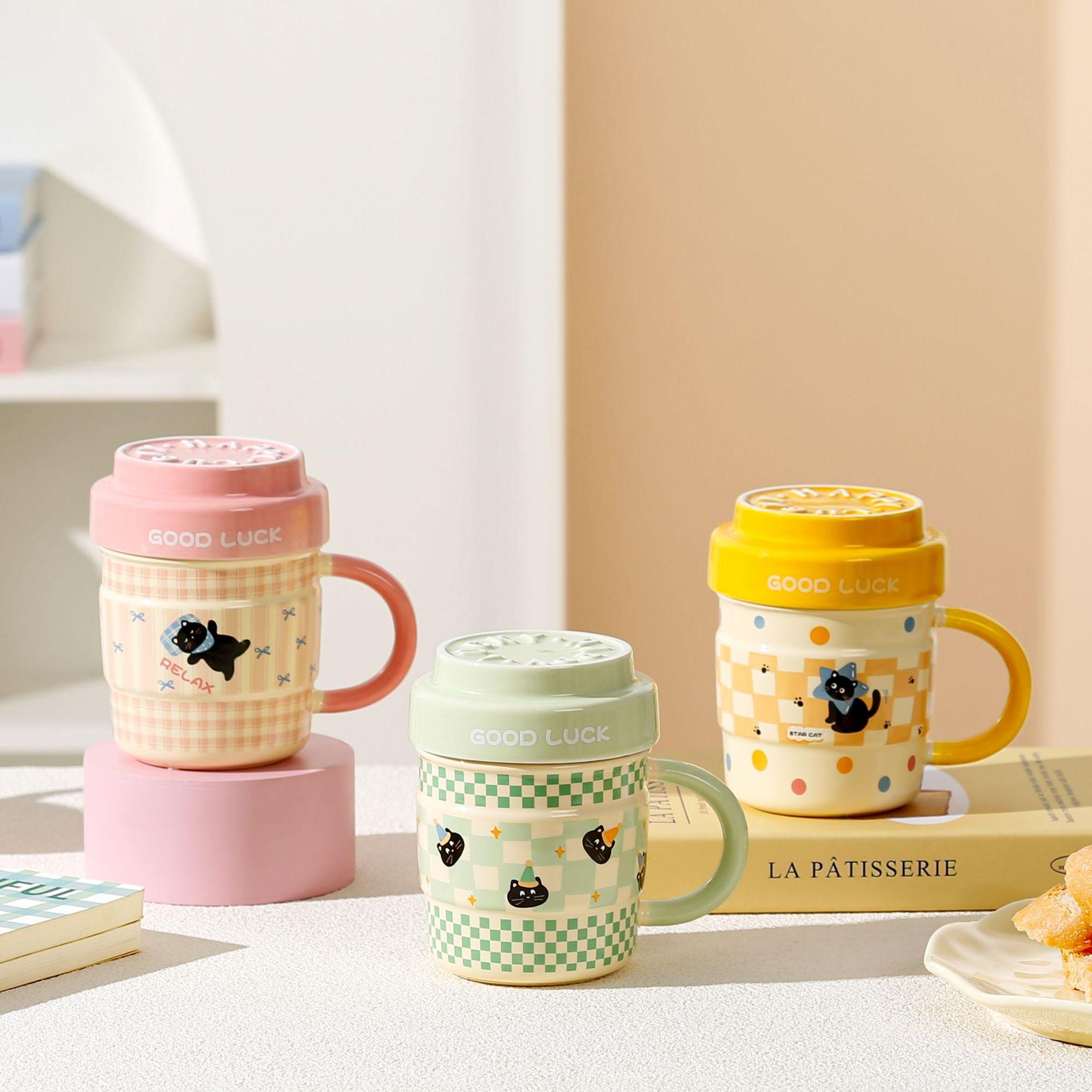 Cute Cat Mug with Lid, Funny Mug, Large Capacity Ceramic Coffee Cup, Ideal for Home & Office Use, Stylish Drinkware for Cats Lovers