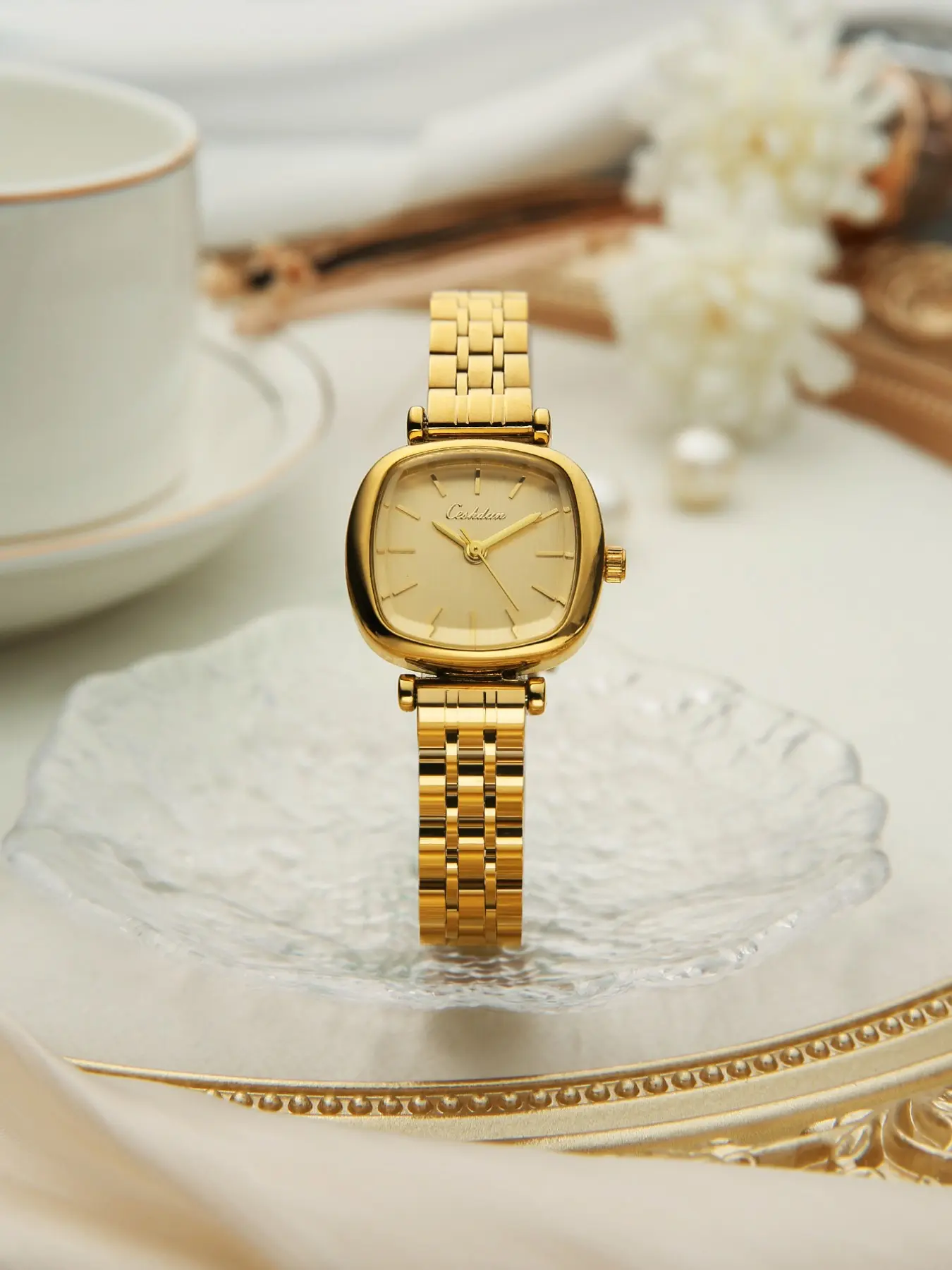 A women’s affordable luxury watch—clean, timeless, and water-resistant—that adds a sweet, gentle, and elegant touch to your everyday outfits.