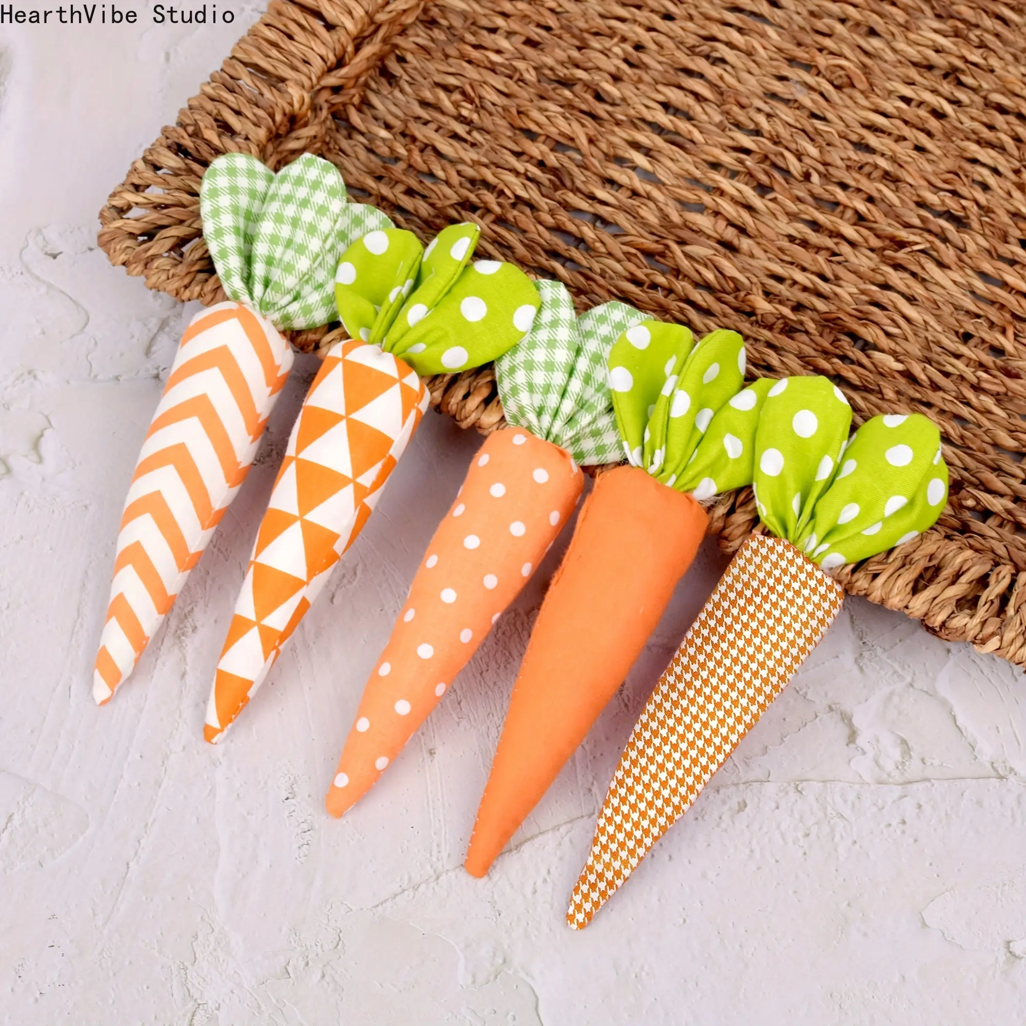 5 mixed pieces (1 piece each of 5 colors) Easter fabric carrot decoration ornament, home tray ornament, holiday party supplies decoration, handmade ornament