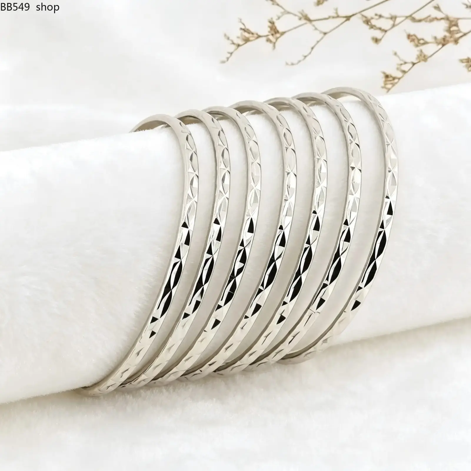 7Pcs Shiny Faceted Silver Plated Bangles, Copper-Based Stackable Bracelets, Layered Bangle Set for Women, Ideal Birthday/Anniversary Gift