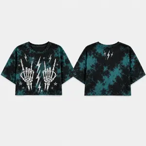 Women’s Gothic Cropped Graphic T-Shirt, Tie Dye Skeleton Hands Tee, Oversized Short Sleeve Crop Top with Skull Moth Snake Moon Heart Print, Grunge Streetwear Shirt for Women Teens, Halloween Concert Festival Casual Outfit