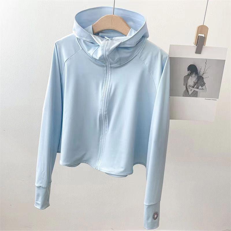 2026 Summer Women's High-End Ice Silk Sun Protection Jacket, UV Protection Breathable Lightweight Outdoor Coat