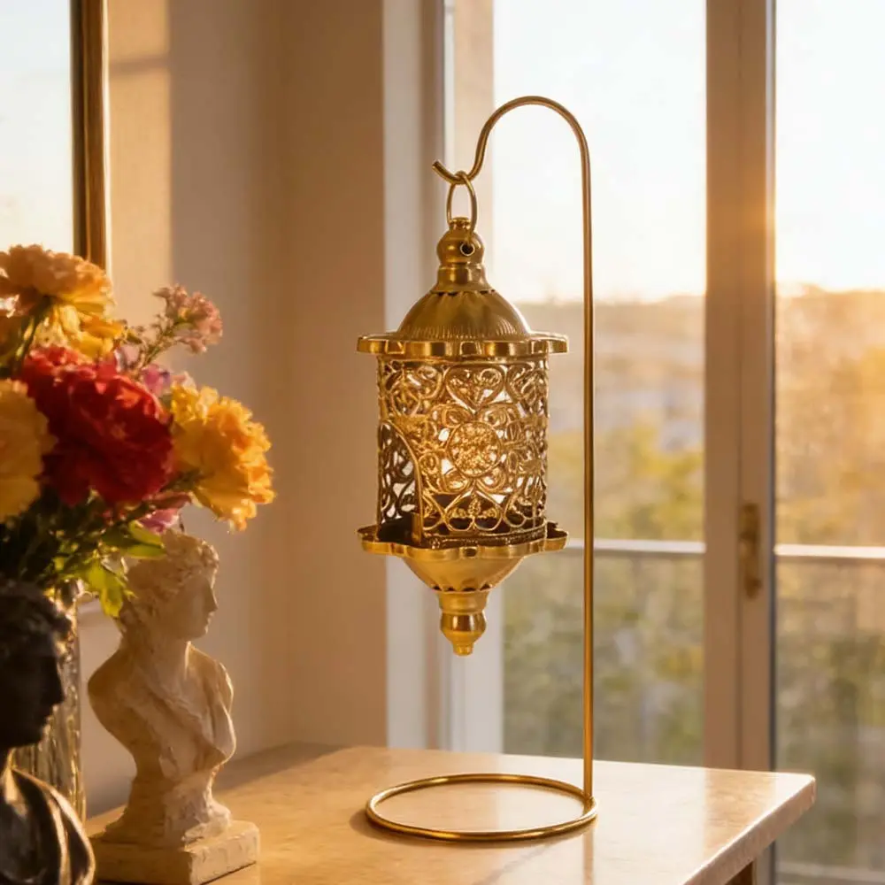 Baroque Style Hook Candle Holder, Vintage Metal Lace Design, Heat Resistant, Wall Mount & Tabletop, Romantic Candle Decor