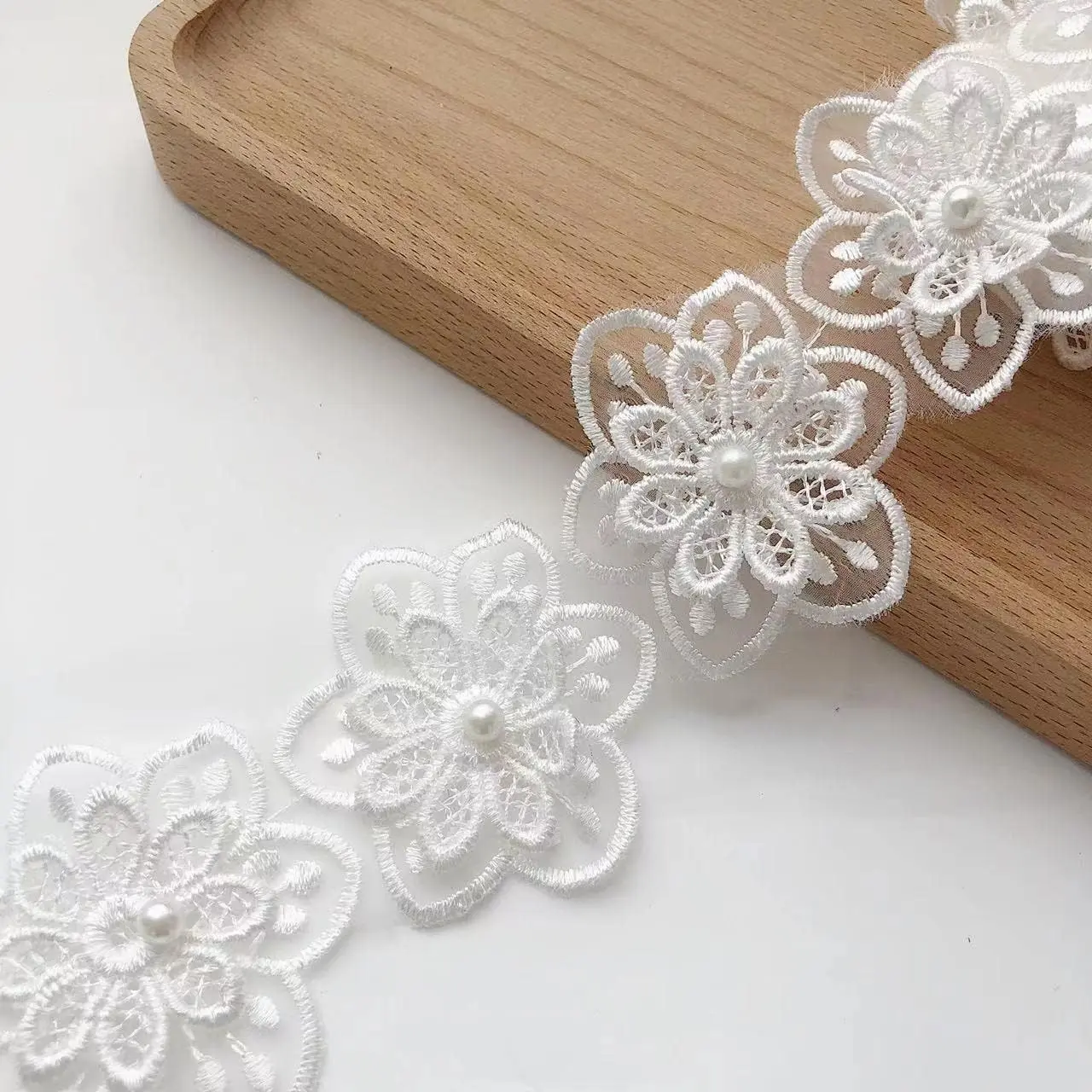White Flower Lace Pearl Trim Embroidered Sewing Lace Applique for DIY Sewing Crafts Wedding Dress Home décor