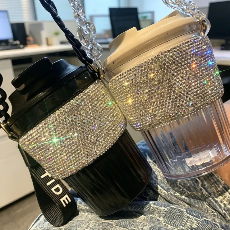 Hot-selling cup with diamonds, premium water cup, women's American coffee, milk, simple and high-value light luxury belt handle Water Bottles