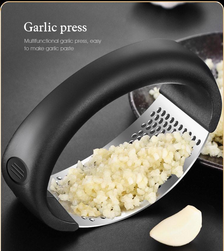 New Design Stainless Steel Garlic Press Rocker, Manual Garlic Mincer Crusher for Kitchen, Handheld Garlic Masher Tool for Fresh Garlic Paste