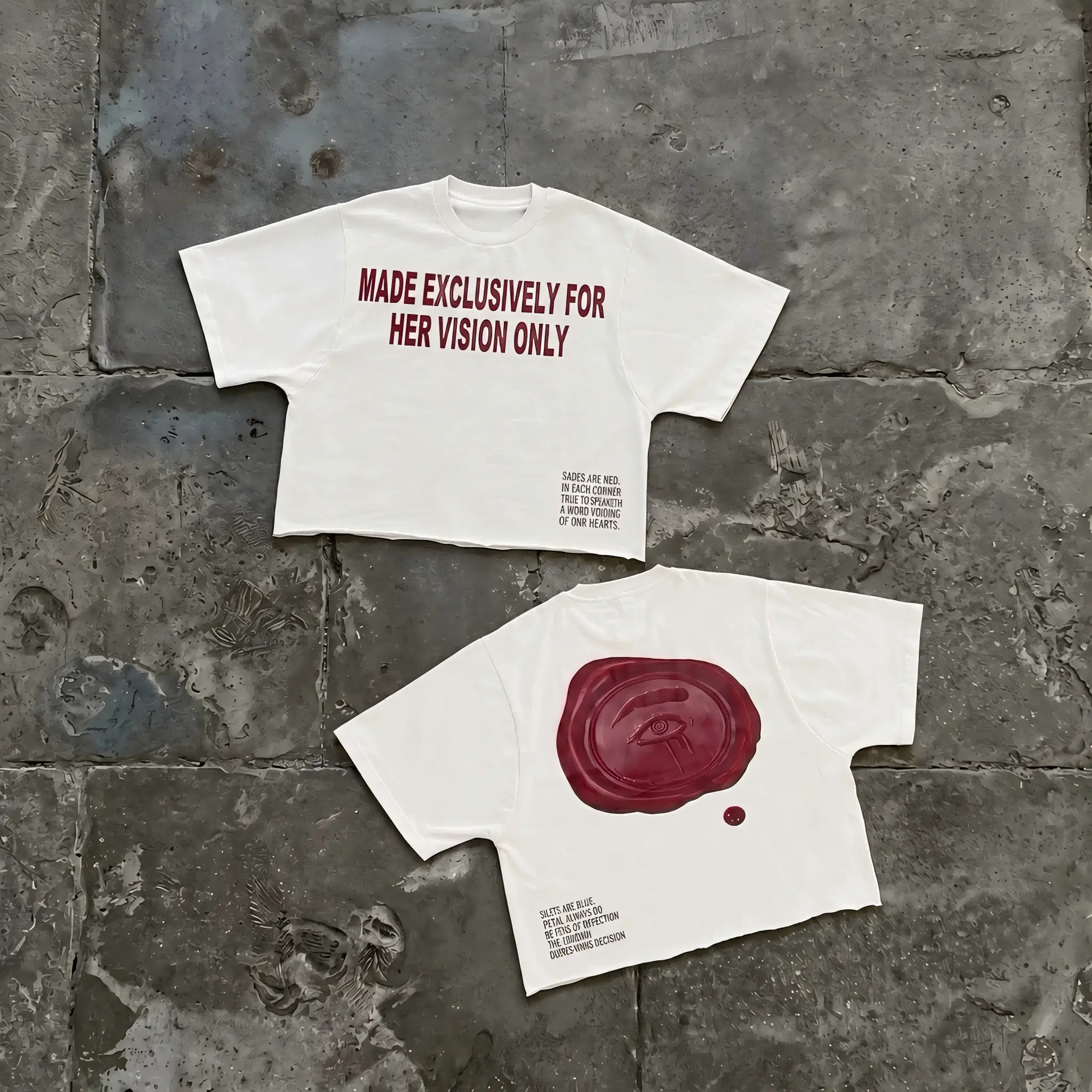 White Short Sleeve Crop Top for Women Red Wax Seal Eye Graphic Casual Y2K Streetwear Loose Fit Soft Summer Tee for Daily Wear Going Out Music Festival Outfit