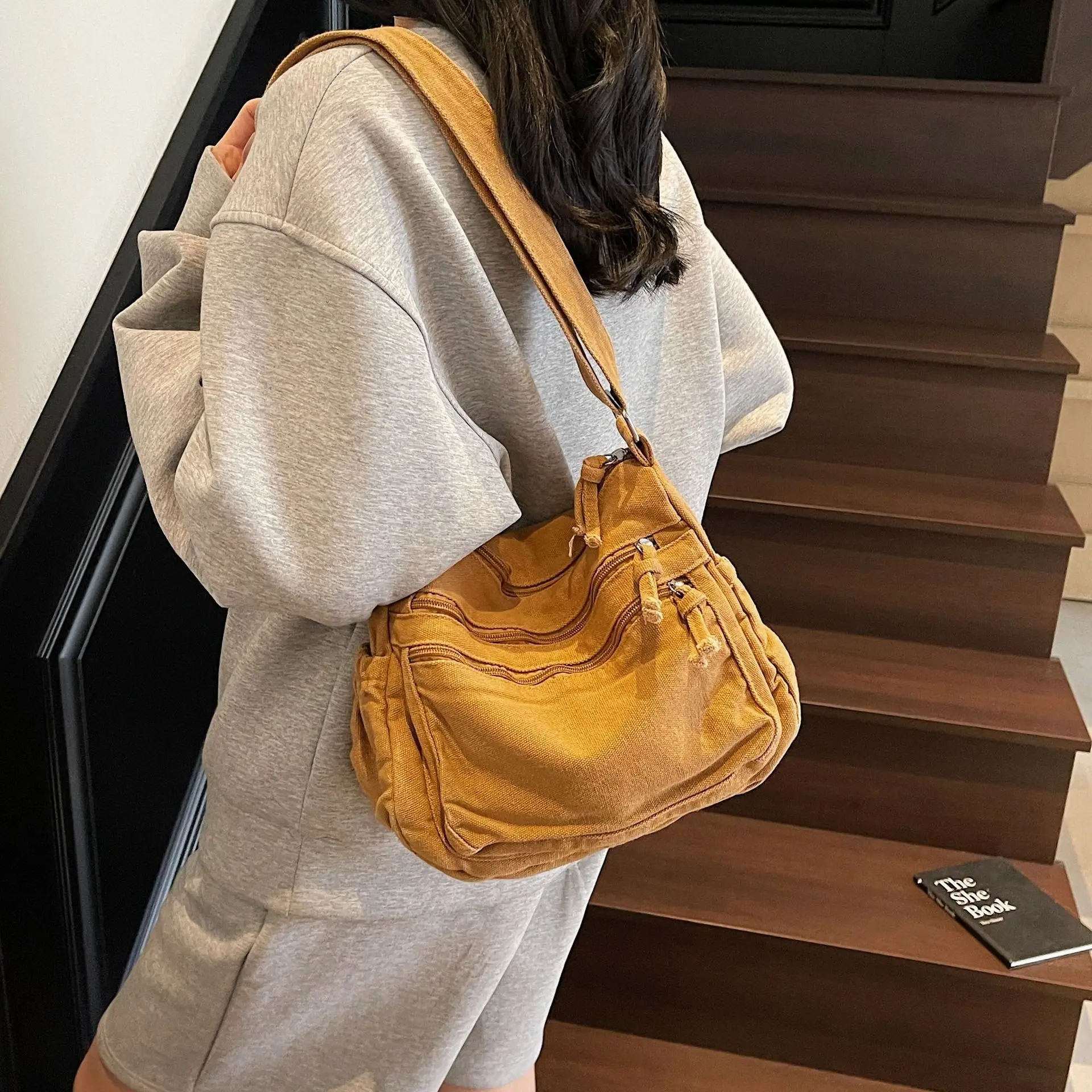 Women's Single-Shoulder Crossbody Bag - 2025 Summer New, Lightweight, Versatile, Plain, Urban Simplicity Fashionable Casual Style, Suitable for Travel, Camping Essentials, Compact