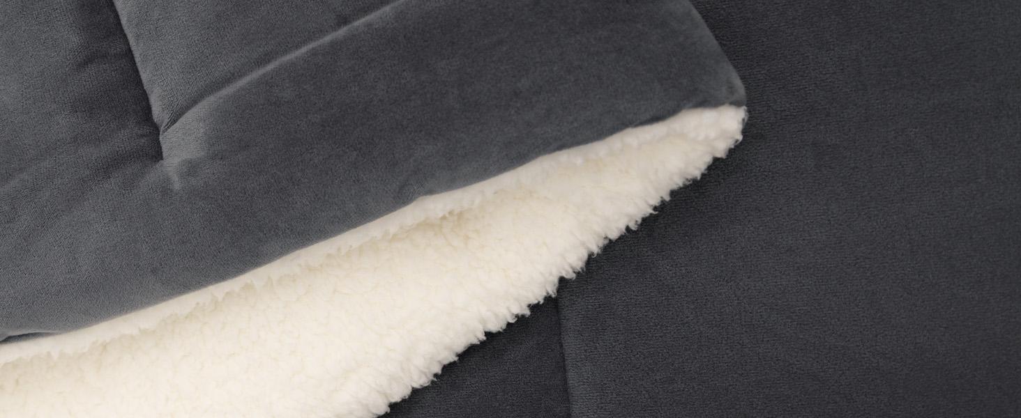 Gray King Size Comforter Set 3 Pieces,Winter Warm Plush Reversible Down Alternative Comforter & 2 Pillow Shams,Thick Fuzzy Micromink Fleece Bedding Comforter Sets(Charcoal,King) |   Soft, Warm Bedding