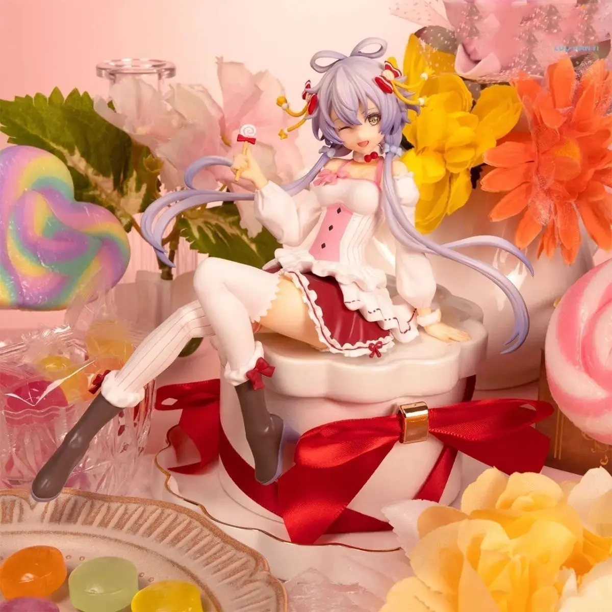 Lo Tianyi Figure, Candy Girl Statue, Cute Anime Doll, Desktop Decor, PC Case Ornament, Gift for Girls, Collectible Figurine