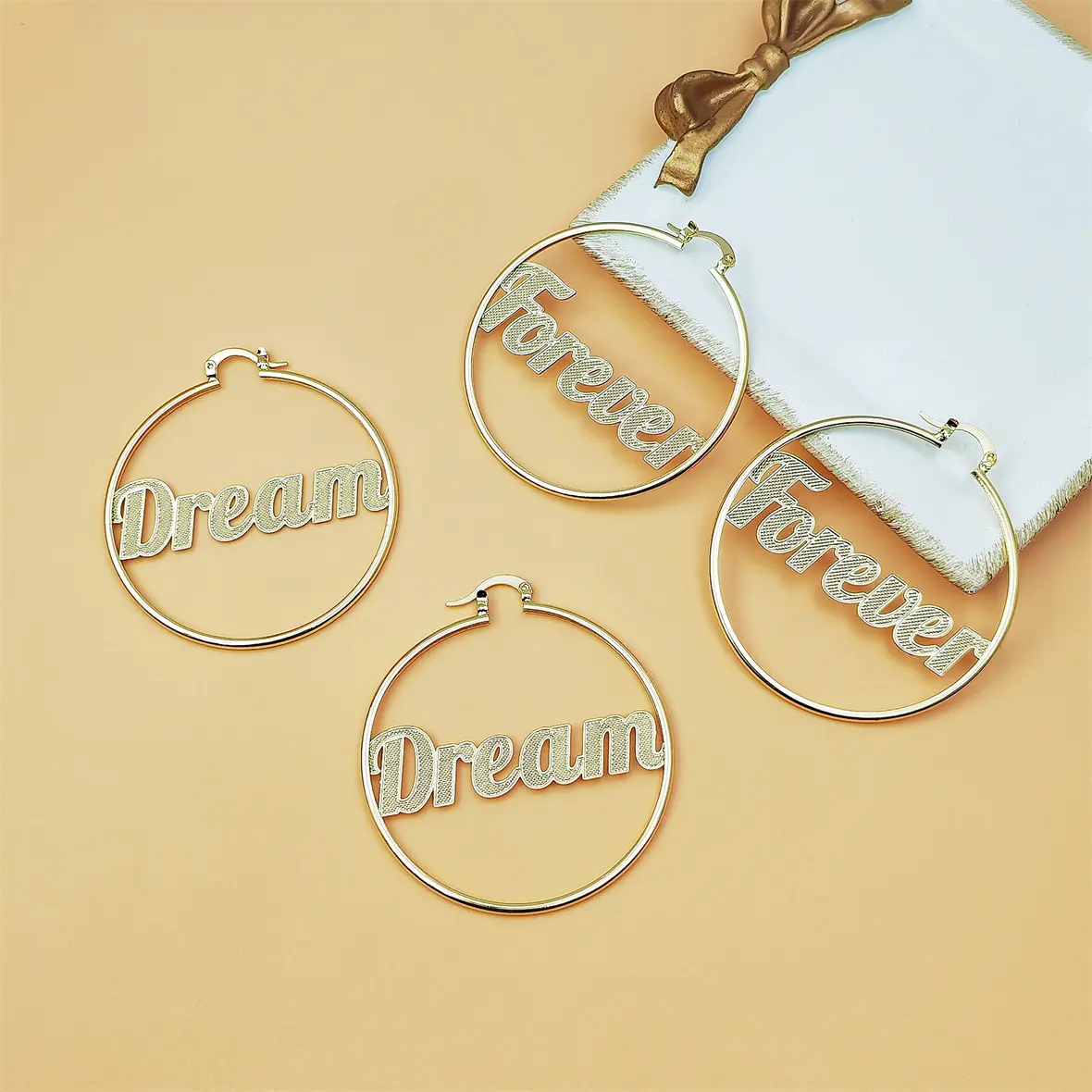 18K Gold Plated Large Letter Word Hoop Earrings Dream Forever Beautiful Jesus Text Big Circle Click Top Earrings Trendy Women Statement Jewelry Multiple Sizes