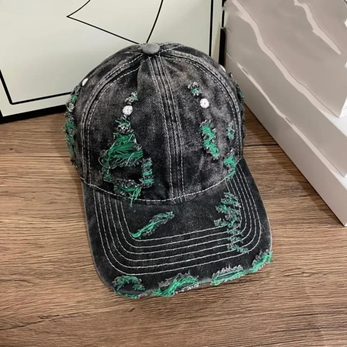 Unisex Distressed Washed Baseball Cap – Vintage Denim Style (with pink and frayed details), Adjustable Snap Back (Suitable for outdoor travel and casual streetwear), Unisex Comfortable Washed Cap (Ideal Gift) – Available in Multiple Colors