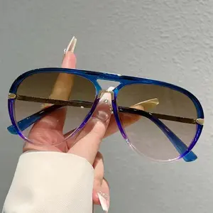 Classic Aviator Sunglasses Men Women | Viral 2026 Gradient Lens Eyewear Trend, Underrated Multi-Color Vintage Pilot Frame, Lightweight Anti-UV Fashion Shades, Versatile Accessory for Summer Sports, Outdoor Hiking, Daily Casual Street OOTD & Road Trip