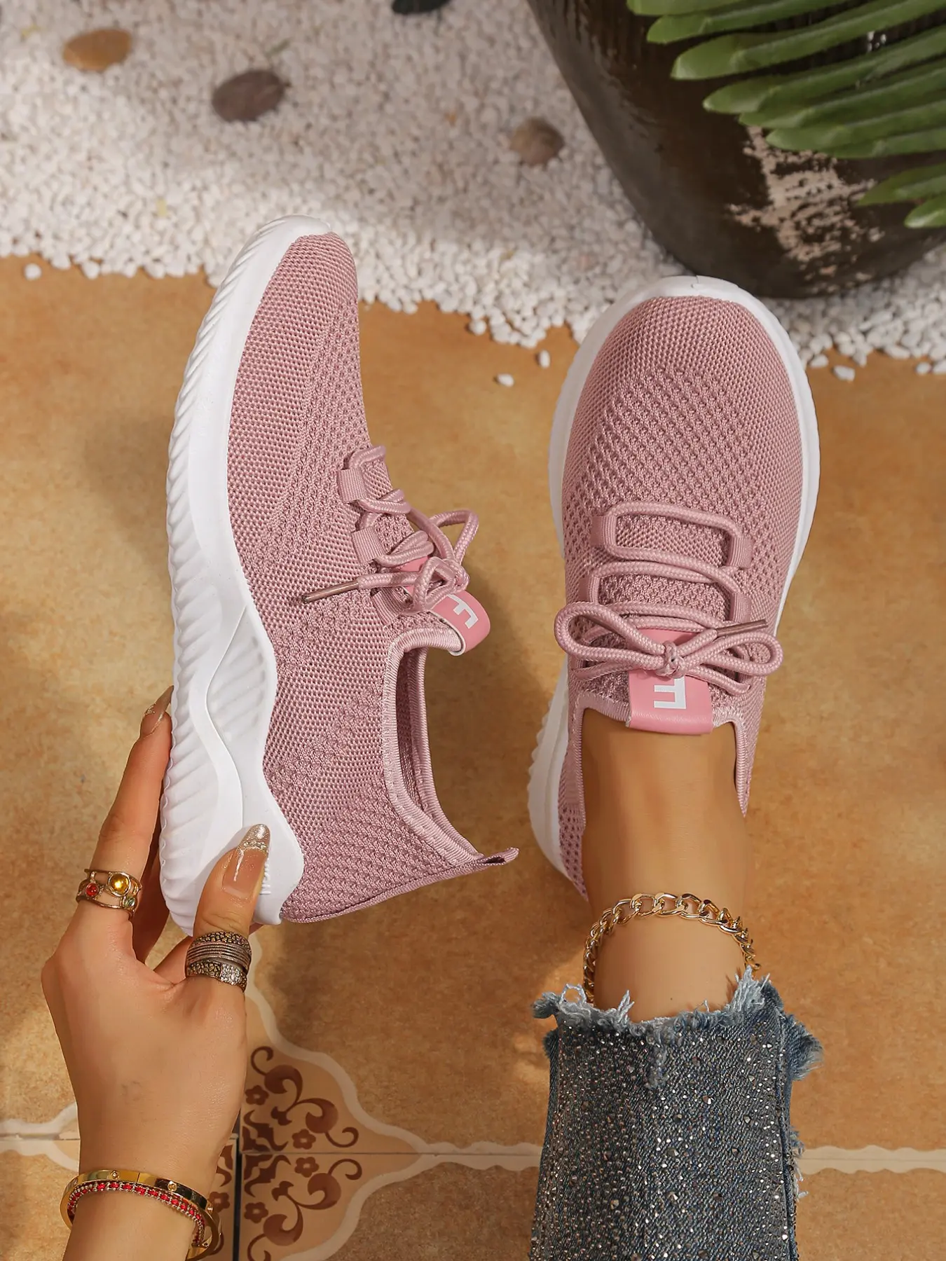 Ultra-Light Breathable Knit Sports Shoes for Women, Anti-Slip Soft Sole Casual Shoes, Daily Commute Lazy Sports Shoes, Round Toe Sneakers
