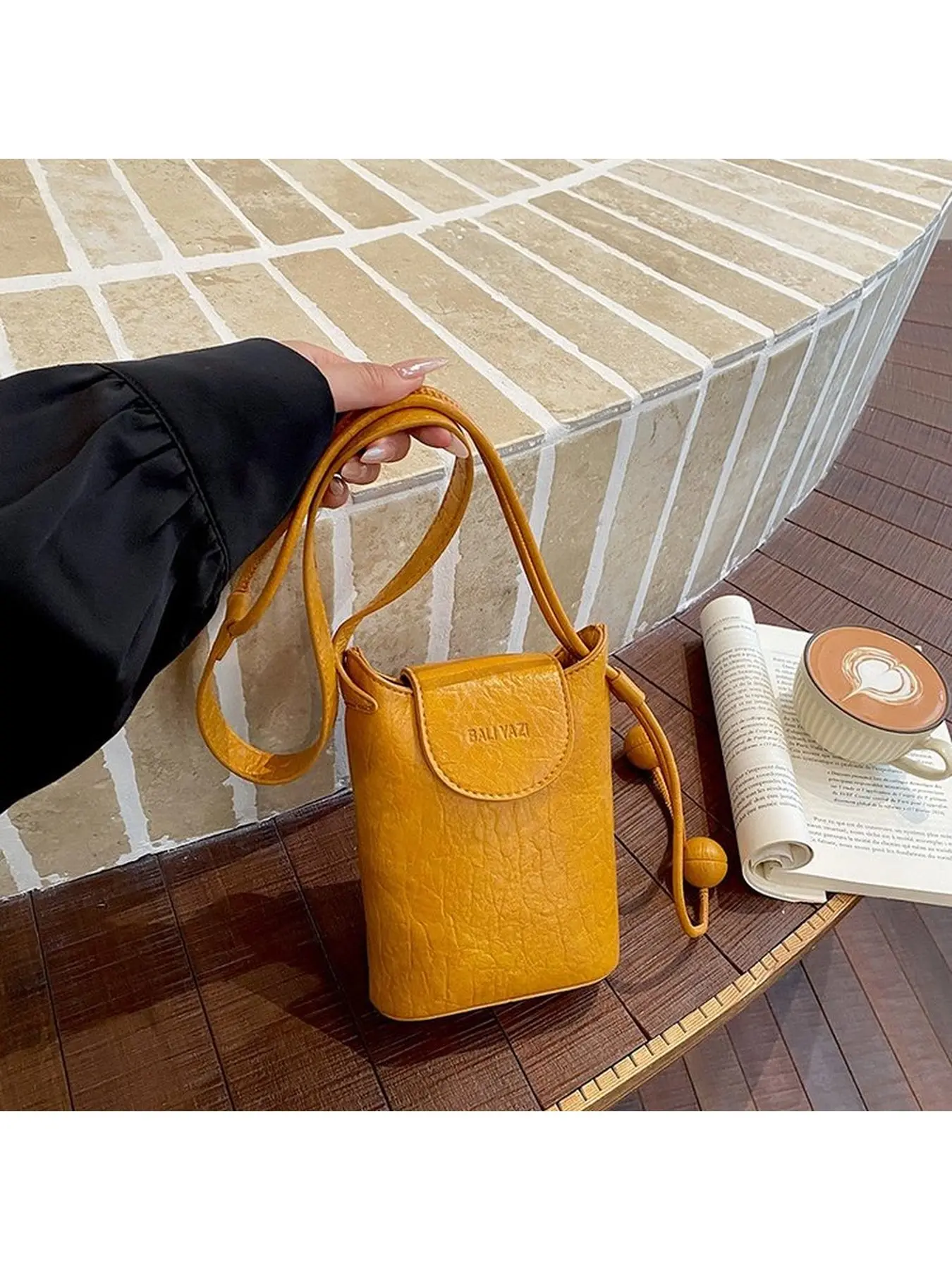 Summer Polka Dot Canvas Bag for Women 2026 New Lightweight Walking Phone Bag Versatile Handbag Crossbody Bag Small Square Bag