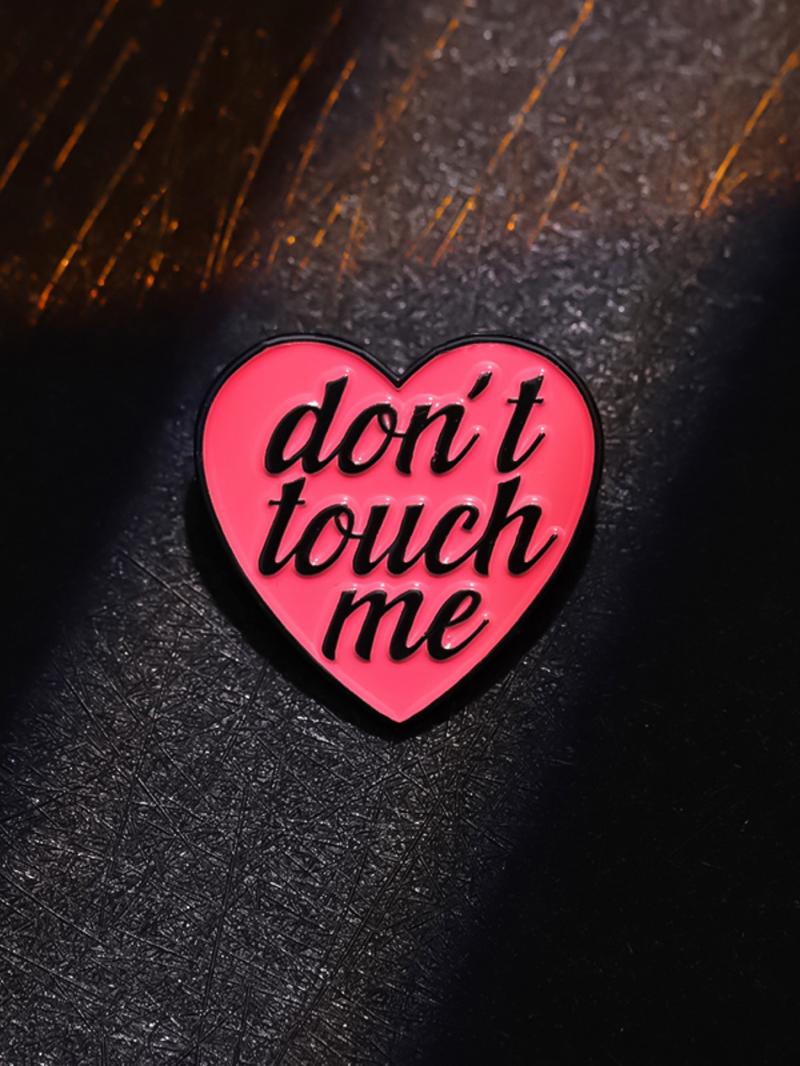 Fashion Letter & Heart Design Brooch Pin As Valentine's Day Gift, Fashion Alloy Accessories for Women & Men, Fashion Brooch for Daily Clothing Decor, Trendy All-match & Exquisite Brooch for Birthday Gift