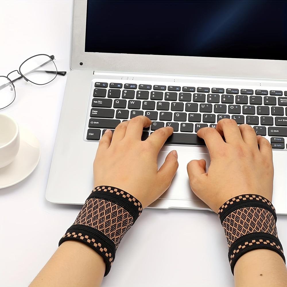 4-piece copper-colored wrist compression bracelets, soft wrist support bands, suitable for support during sports, fitness, and typing