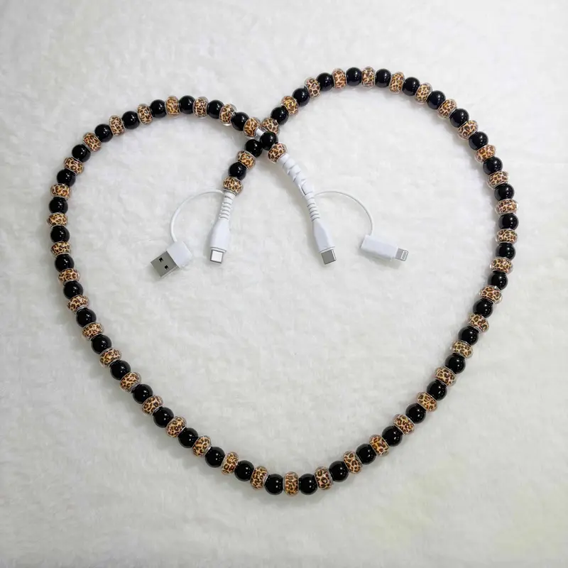 4 in 1 Beaded Charging Cable, Charger Cable, Mobile Charging Cable, Acrylic Beads Fast Charge for Phone, Compatible with all devices USB-C and Lightning interfaces, 3.3 feet in length, ideal for women for fast charging, Holiday gifts, New year gifts