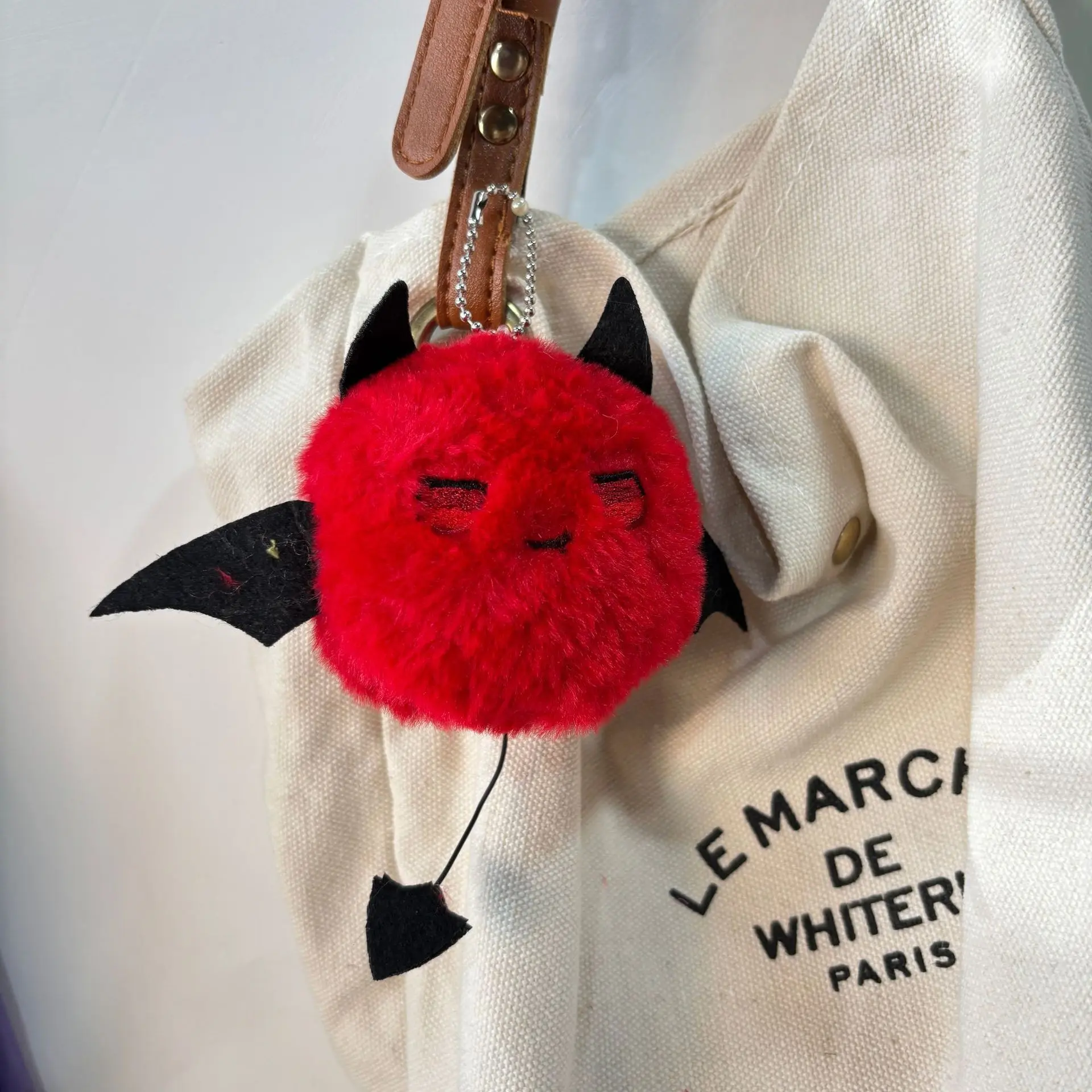 1pc Cute Plush Devil Doll, Cartoon Creative Bag Charm, Gumball Machine Figure Accessory, Gift for Friends, Decorative Stuffed Toy