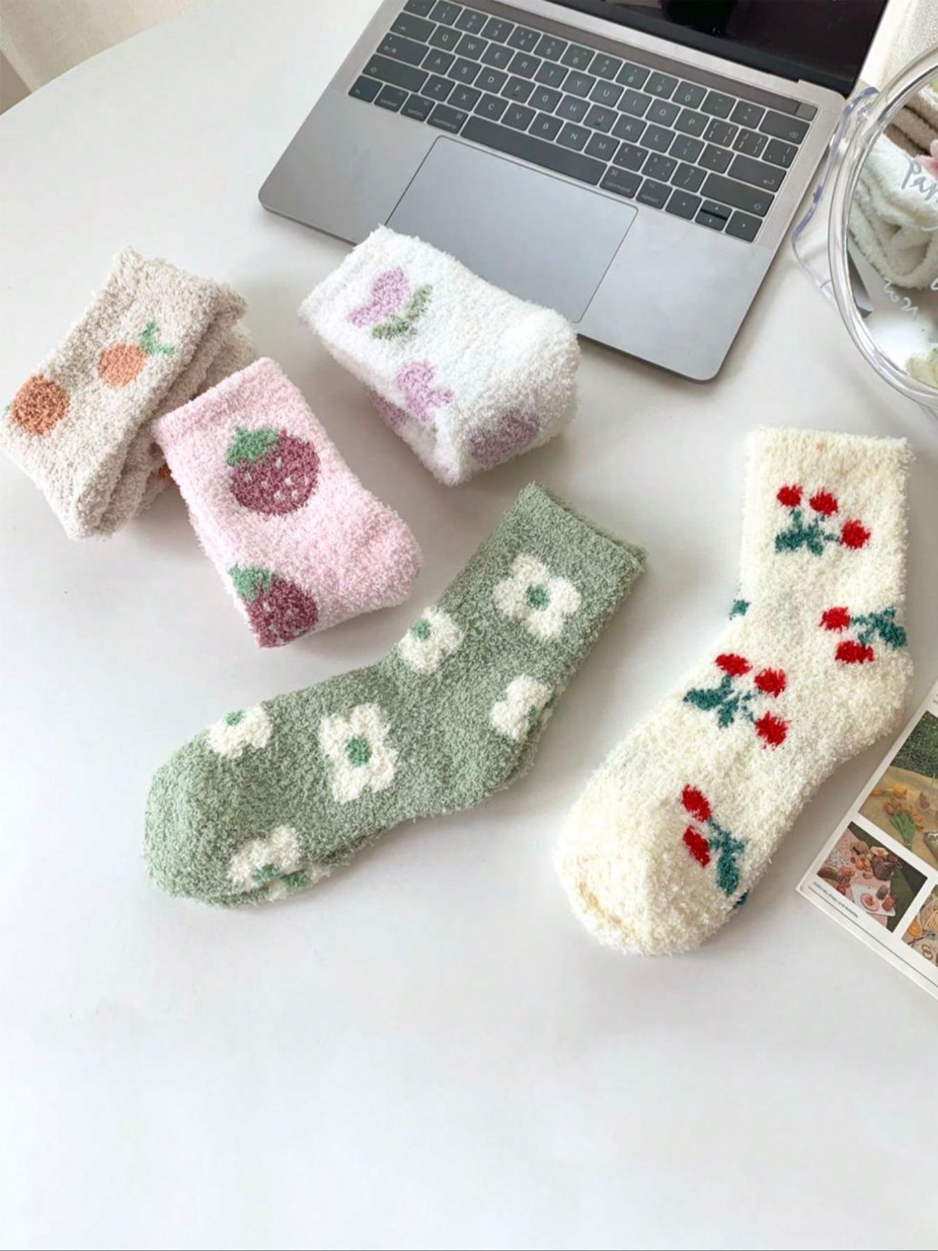 Women's Fruit Print Coral Fleece Crew Socks, Casual Soft Comfy Cute Thermal Socks for Fall & Winter, Women's Socks for Daily Wear