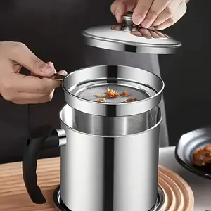 Stainless Steel Oil Container with Filter, Dust Cover, Non-Slip Handle, Ideal for Home and Restaurant Use, Perfect for Bacon Fat Storage