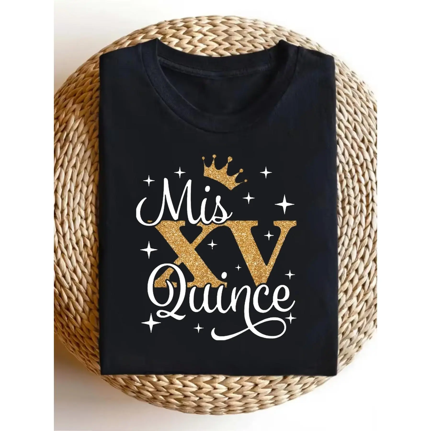 Quinceanera Party T-Shirt with 'Mis Quince' Gold Glitter Print, Casual Round Neck Top in a Comfortable Unisex Cut for Teens