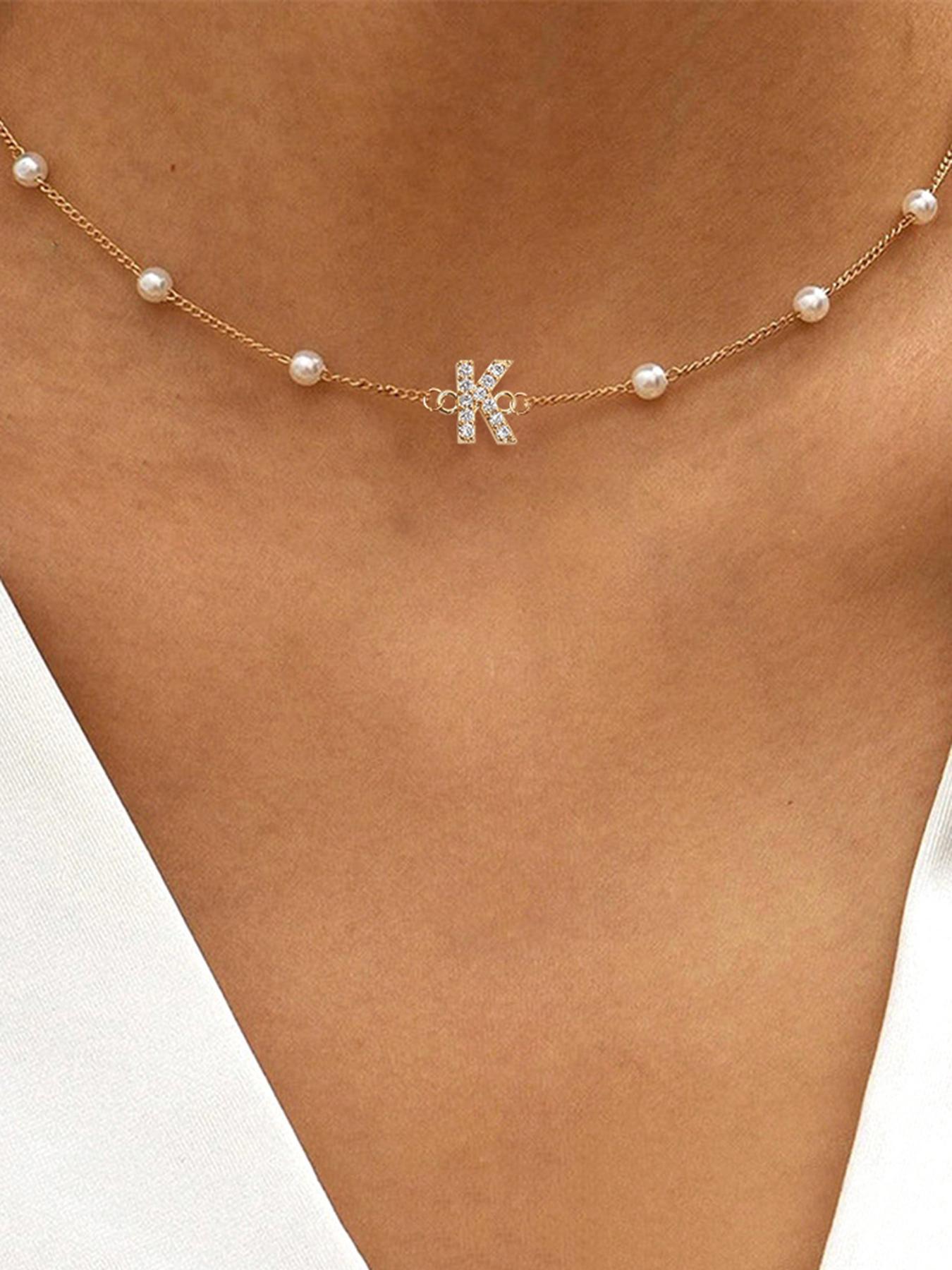 Elegant Letter Detail Faux Pearls Decor Pendant Necklace for Gift, Stainless Steel Casual Matching Necklace Jewelry, Classic Fashion Accessories for Daily Wear