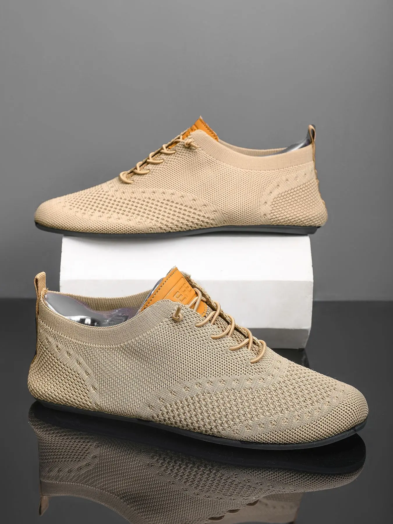 Men's minimalist casual sports walking shoes, portable training shoes, anti slip one foot training shoes, suitable for fitness and home use.
