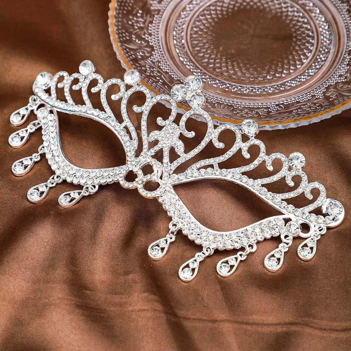 Masquerade Mask Rhinestone Fancy Crystal Mask Venetian Party Prom Crown For Women Costume Wedding Bridal Tassel Face Mask