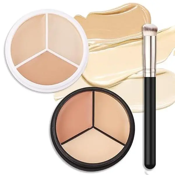 Three-tone concealer, full coverage in natural beige, conceals blemishes and brightens the complexion, makeup enhances skin tone