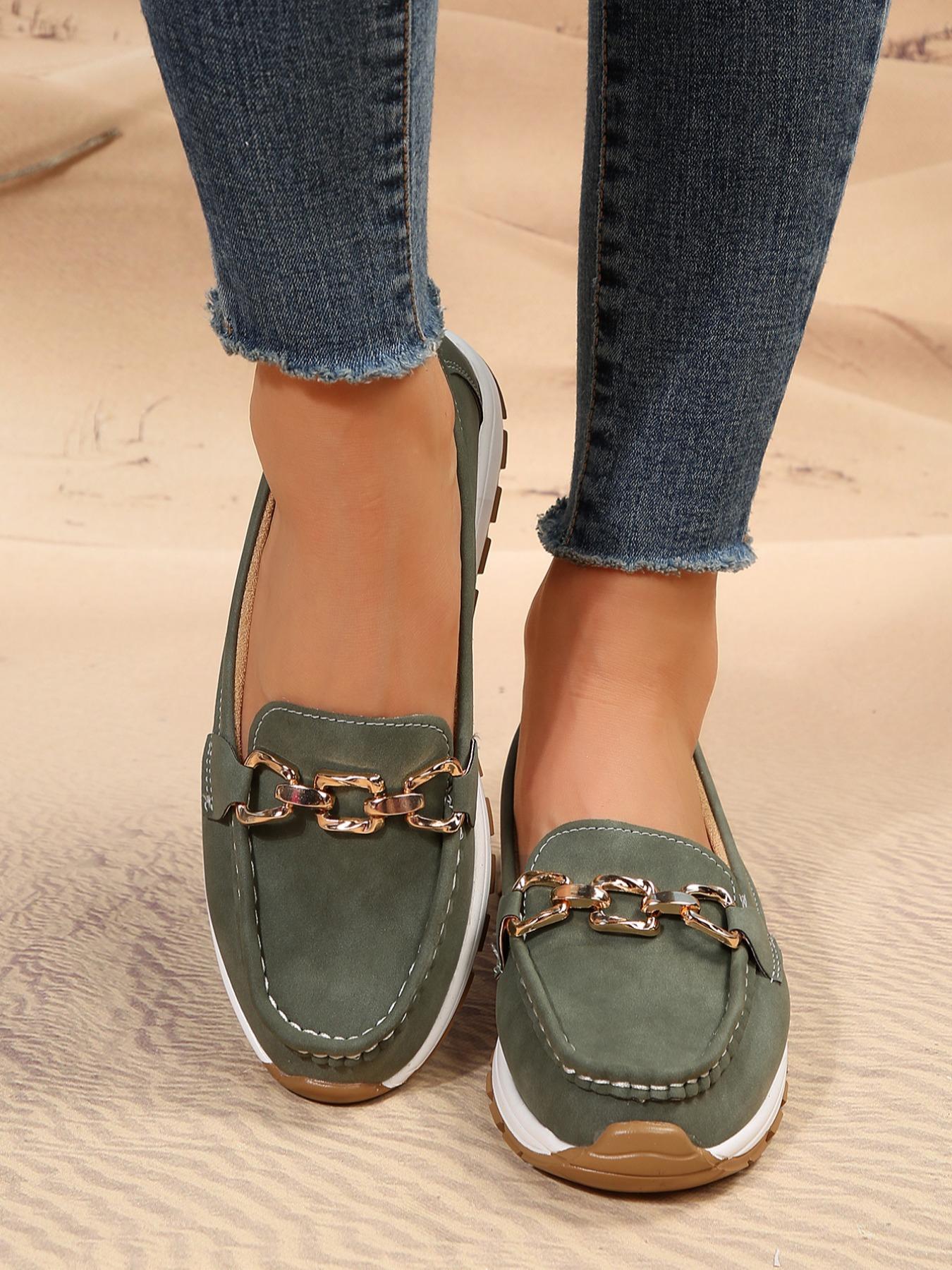 Women's Casual Sporty Slip-On Low-Top Shoes, Lightweight Comfortable Fashion Round-Toe PU Leather Shoes with Chain Decoration, Slip On Style