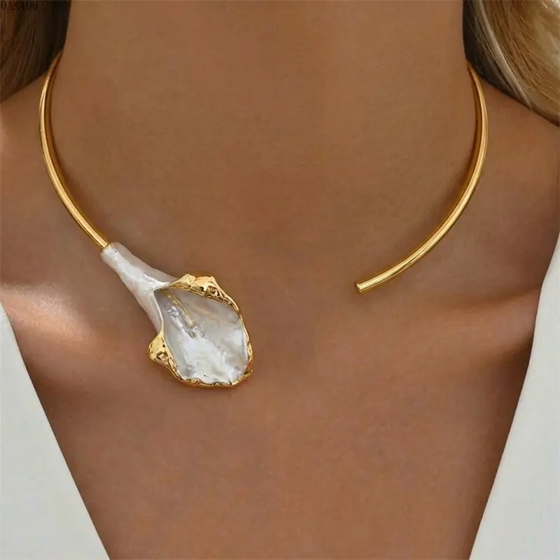 Seashell Pendant Necklace for Women, Gold Plated Stainless Steel Chain With Three Dimensional Shell Charm and Zircon Accent, Coastal Minimalist Jewelry for Daily Wear, Beach Trips and Layering