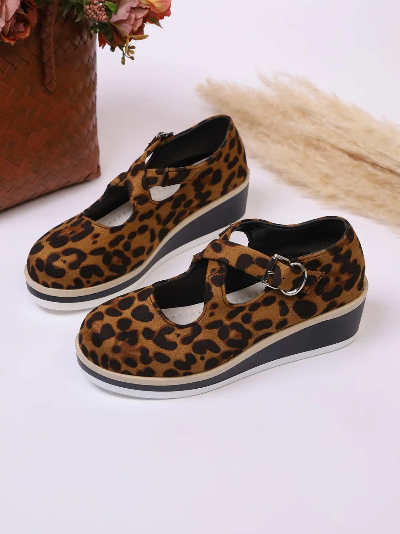 Women's Retro Leopard Print Mary Jane Shoes, Cross Strap Buckle, Heeled Comfortable Thick Sole, Casual Office Wear, All Seasons