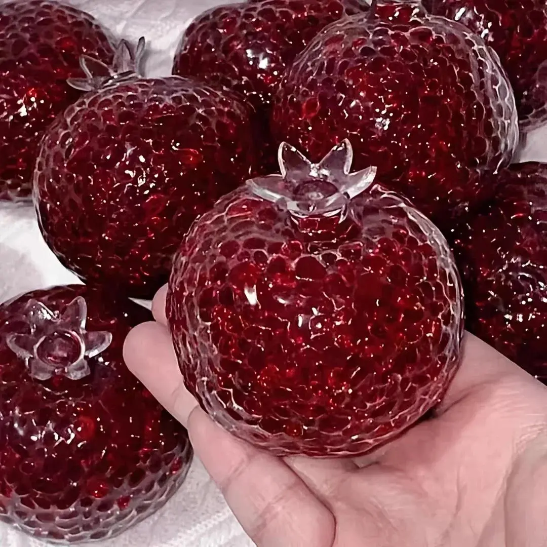 1pc Handmade Pomegranate-Shaped Acrylic Sensory Fidget Ball, Cute Squishies Unisex Squishy Stress Relief Toy, Malleable Durable Squeeze Item for Anxiety Relaxation, Party Gift Ready Holiday Present
